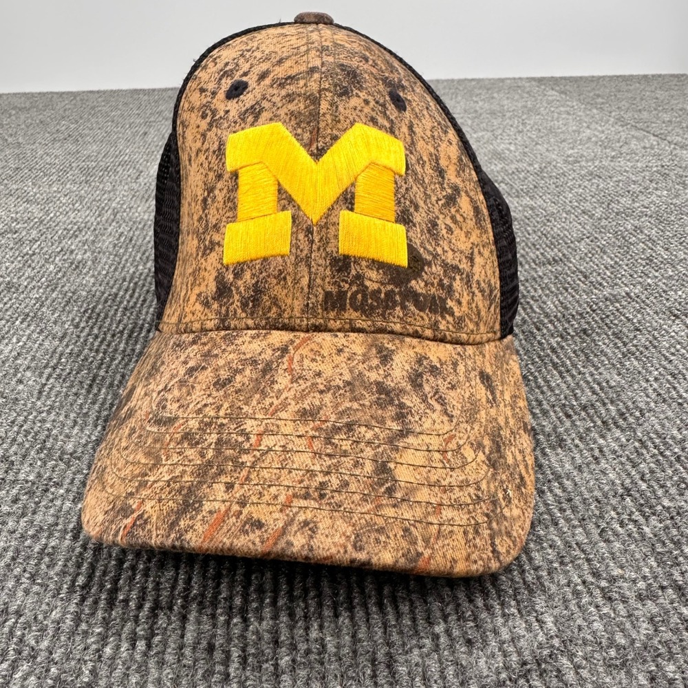 University of Michigan Wolverines Trucker Hat Mens Mossy Oak Camo Modern